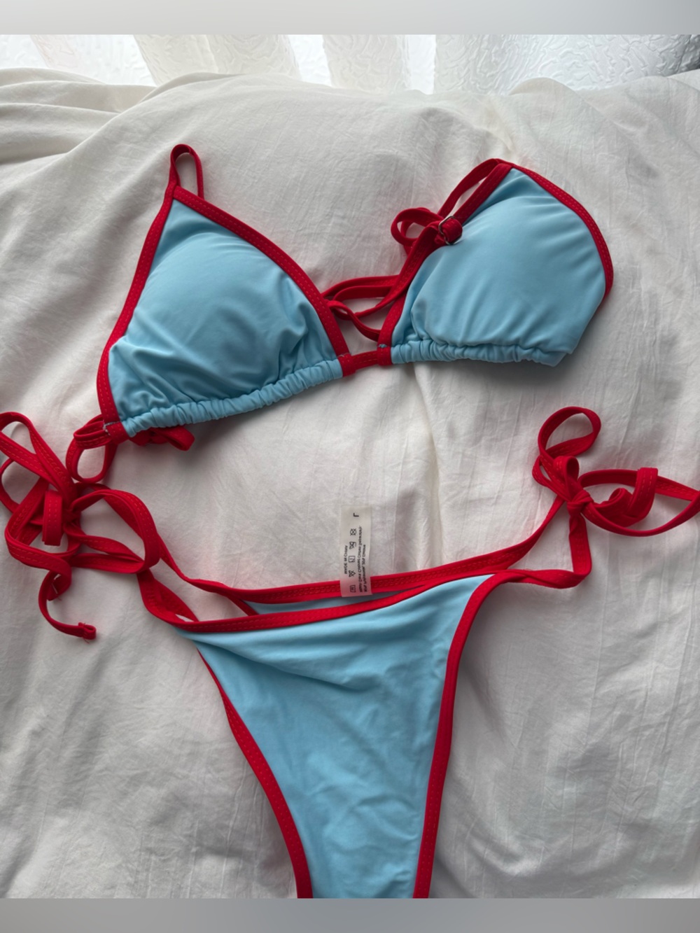 Cupshe Light Blue and Red Triangle Tie Bikini